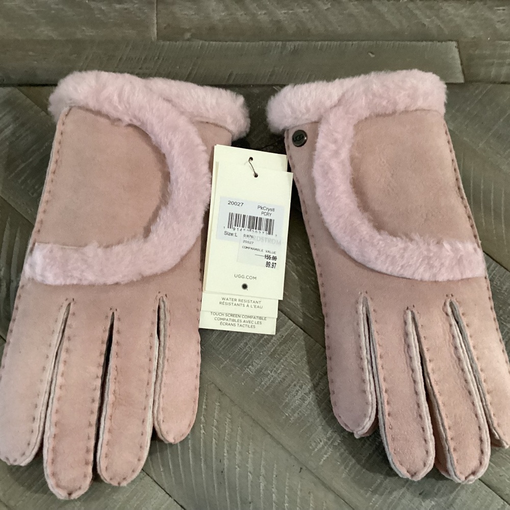 UGG Genuine Shearling Suede Gloves, size L